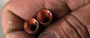 Cutting nozzles